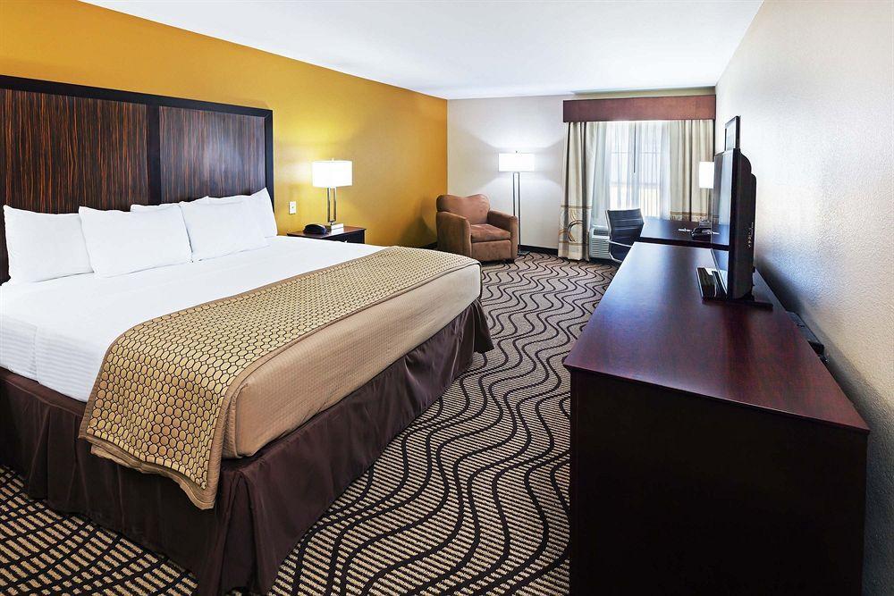 Surestay Hotel By Best Western Floresville Dış mekan fotoğraf