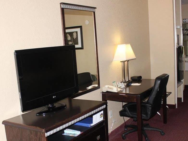 Surestay Hotel By Best Western Floresville Dış mekan fotoğraf